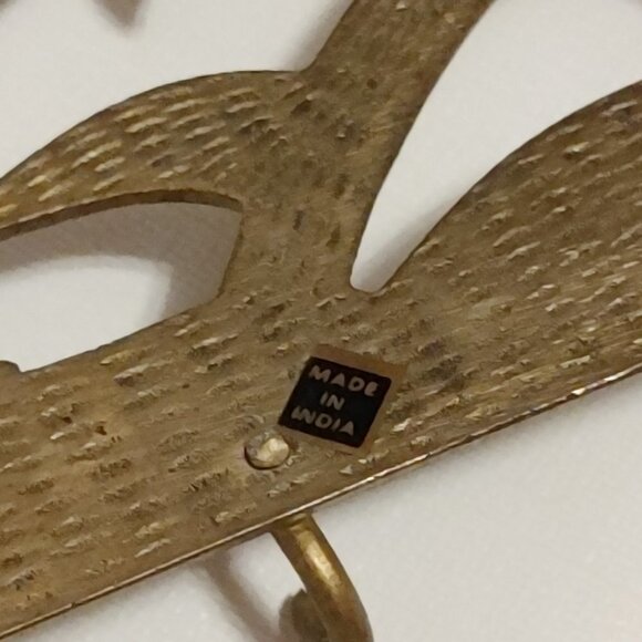 BEAUTIFUL BRASS DOLPHIN POD Coat Hook - Picture 3 of 4